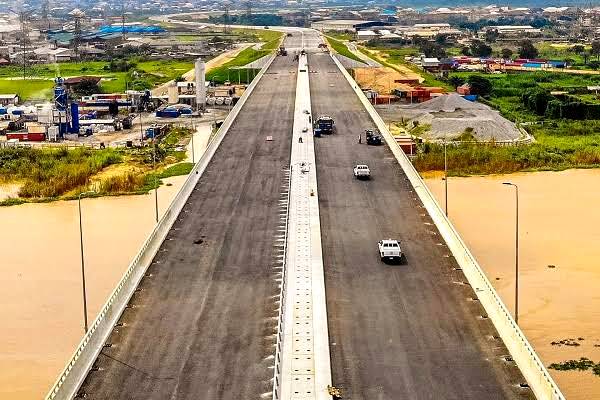 FG Opens 2nd Niger Bridge