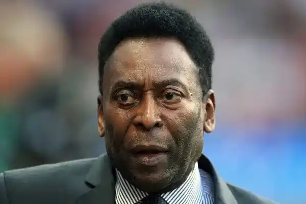 <strong>Football legend, Pele bids family and friends farewell</strong>