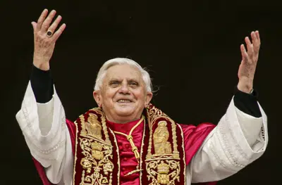 Emeritus Pope Benedict XVI dies at 95